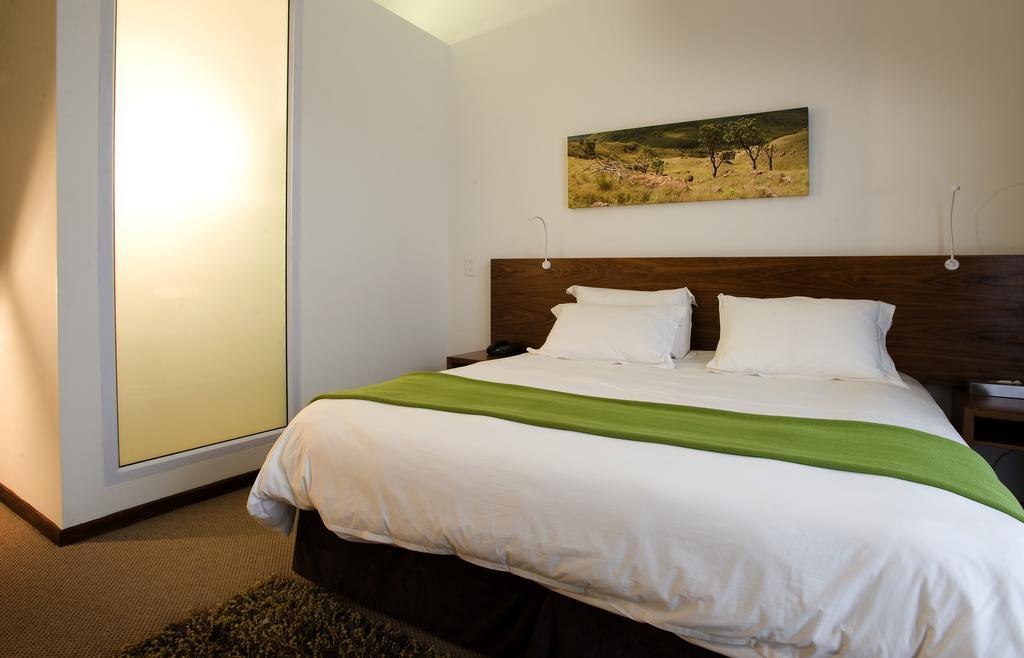 Golden Gate Hotel And Chalets Clarens Luaran gambar